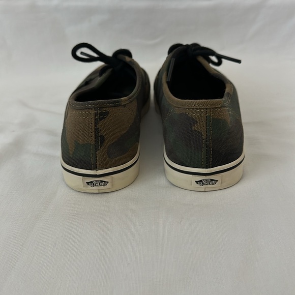 Camo Vans - Picture 3 of 5